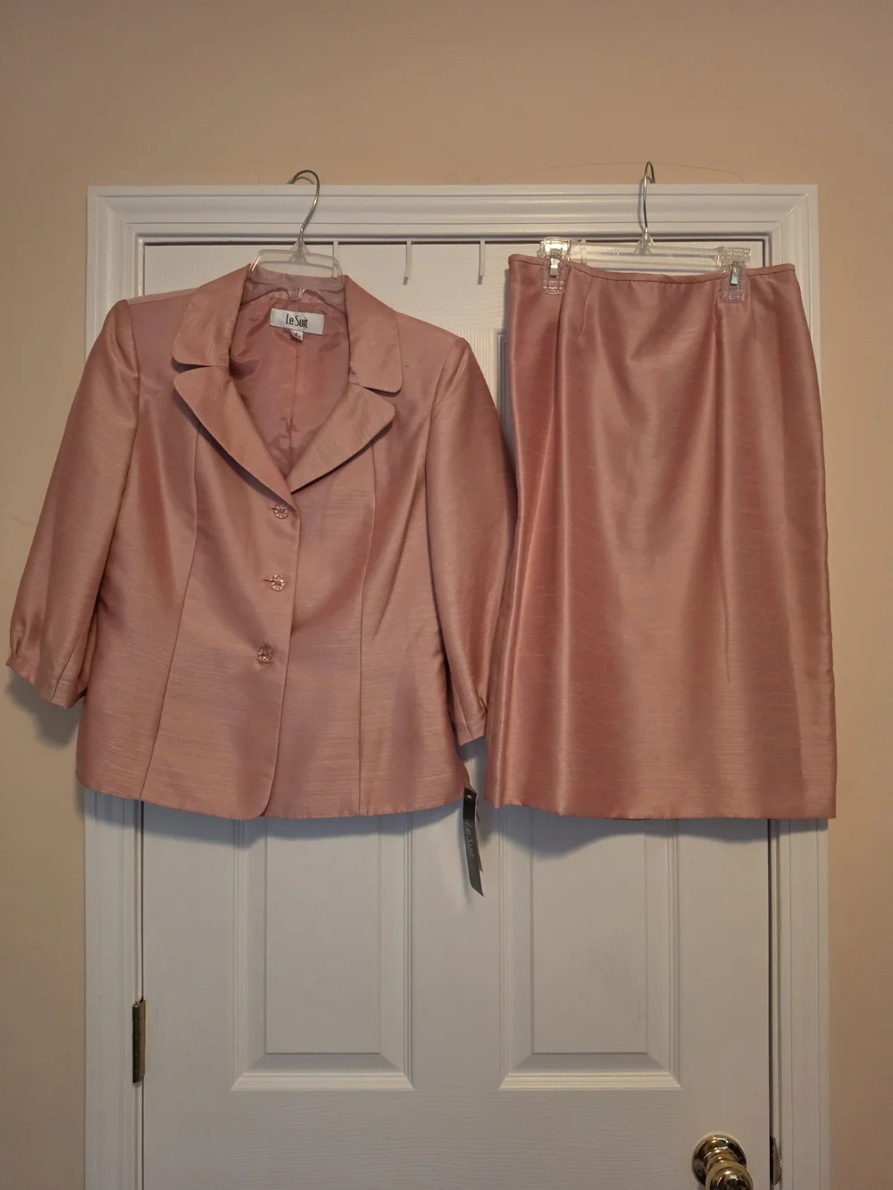 Le Suit Pink Two-Piece Blazer and Skirt Set